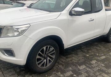 Nissan Navara 164.400 km 15.400 &euro; Königstein 61462
