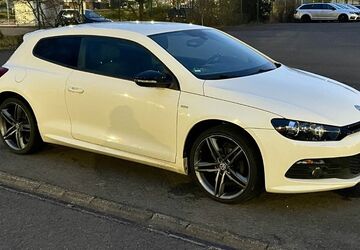 VW Scirocco 141.000 km 10.600 &euro; Kümbdchen 55471