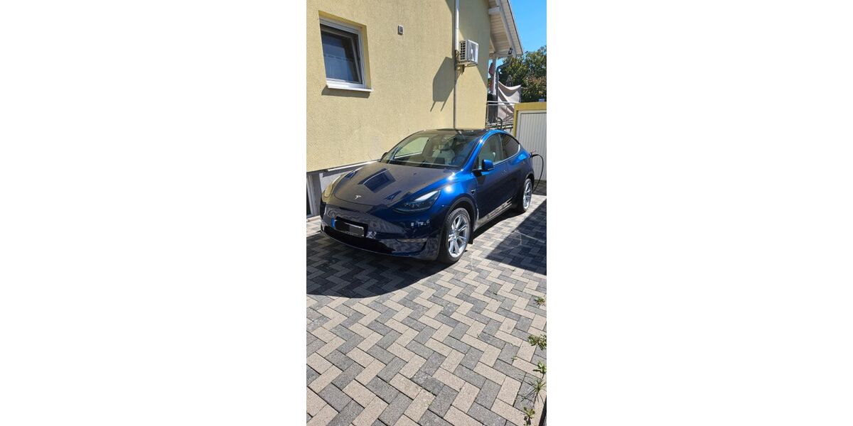 Tesla Model Y 42.000 km 34.999 &euro; Philippsburg 76662