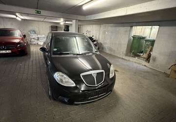 Lancia Ypsilon 53.067 km 3.200 &euro; kornwestheim 70806