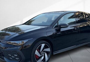 VW Golf 1.185 km 48.790 &euro; Dresden 01067