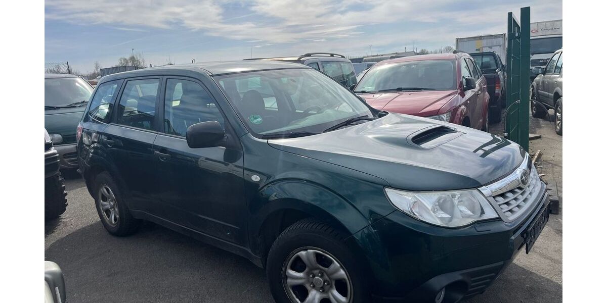 Subaru Forester 242.000 km 1.200 &euro; berlin 13089