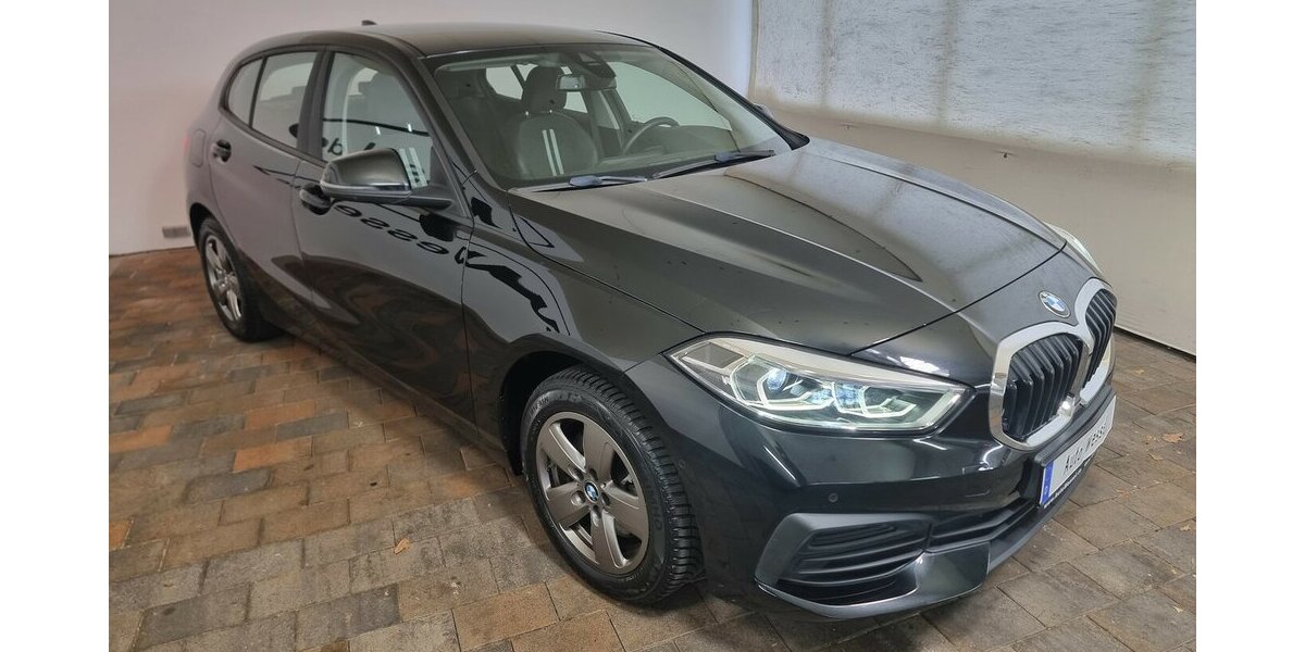 BMW 116d Advantage LED Teilleder DAB Live Cockpit 74.400 km 20.990 &euro; Garrel 49681
