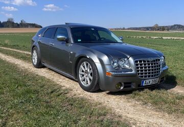 Chrysler 300C 270.000 km 3.400 &euro; Mertingen 86690