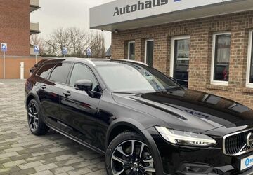 Volvo V90 Cross Country 18.450 km 55.490 &euro; Übach-Palenberg 52531