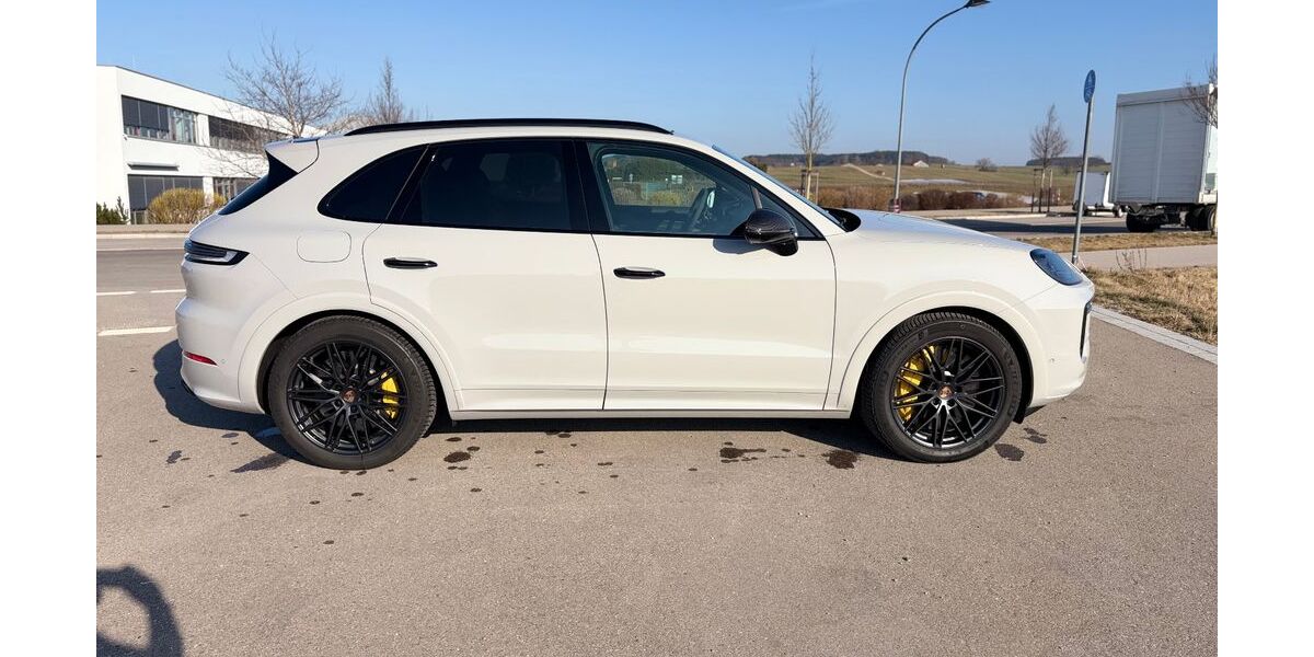 Porsche Cayenne 5.880 km 169.900 &euro; Kaufbeuren 87600