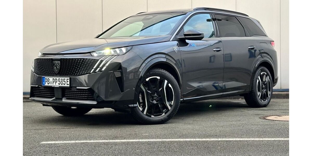 Peugeot 5008 3.500 km 58.995 &euro; Paderborn 33106