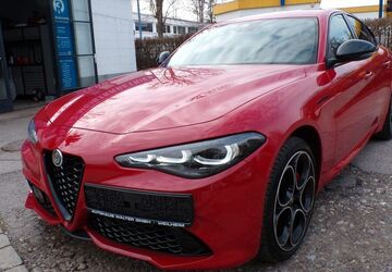 Alfa Romeo Giulia 19.200 km 33.900 &euro; Krailling bei München 82152