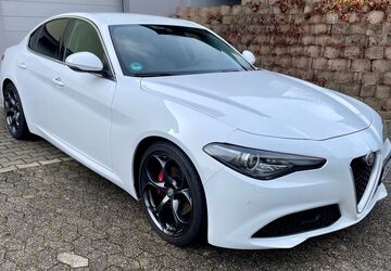 Alfa Romeo Giulia 74.000 km 21.950 &euro; Kappelrodeck 77876