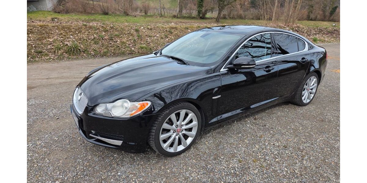 Jaguar XF 74.084 km 16.200 &euro; Kressbronn 88079