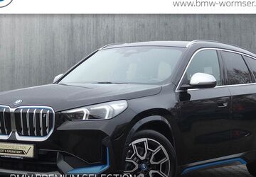 BMW iX1 22.482 km 39.490 &euro; Forchheim 91301