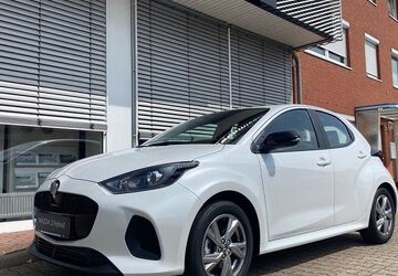 Mazda 2 Hybrid 4.116 km 23.990 &euro; Waren 17192
