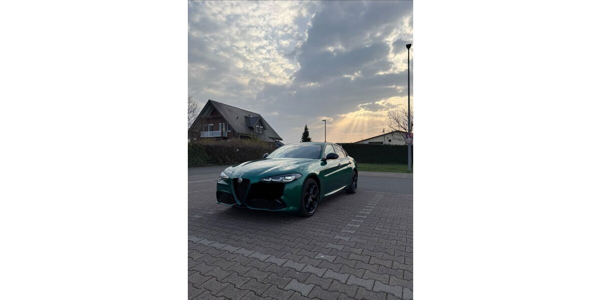Alfa Romeo Giulia 12.500 km 36.500 &euro; Ingelheim am Rhein 55218