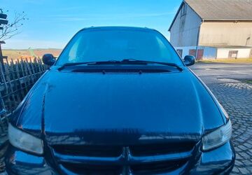 Chrysler Voyager 266.800 km 800 &euro; Kall 53925