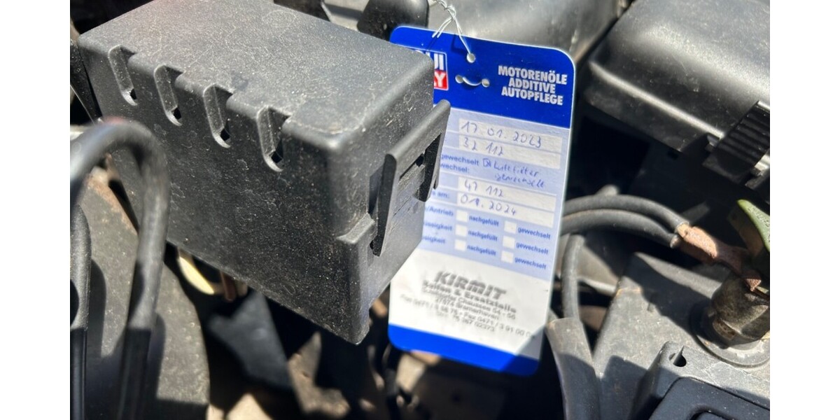 Peugeot 106 II 33.150 km 2.399 &euro; Bremerhaven 27576