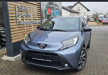 Toyota Aygo (X) 1.226 km 18.490 &euro; Heusweiler 66265