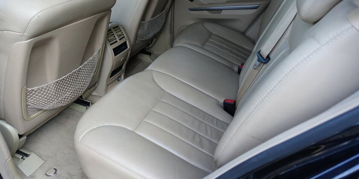 Mercedes-Benz ML 320 CDI PDC AHK Leder Ganzjahresreifen 294.300 km 7.950 &euro; Neumarkt/OPf 92318