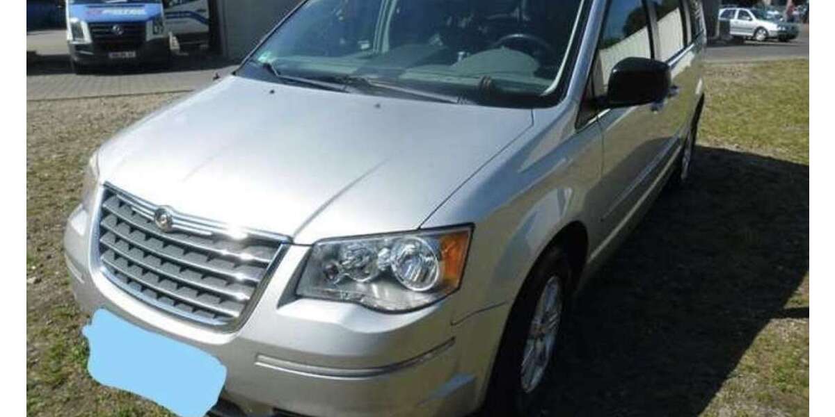 Chrysler Grand Voyager 149.000 km 6.395 &euro; Duisburg 47058