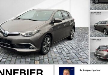 Toyota Auris 69.538 km 16.280 &euro; Berlin 10365