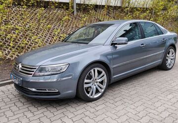 VW Phaeton 212.000 km 15.290 &euro; Osteinbek 22113