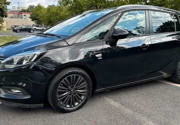 Opel Zafira Tourer 180.000 km 11.900 &euro; Berlin 13597