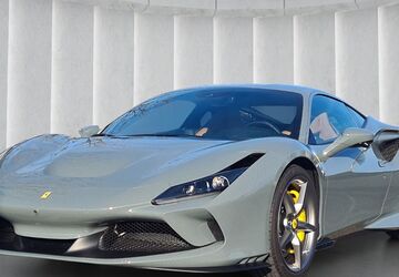 Ferrari F8 7.582 km 318.920 &euro; Düsseldorf 40474