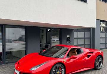 Ferrari 488 3.400 km 273.890 &euro; Mainz Kostheim 55246