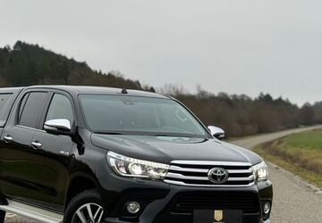 Toyota Hilux 85.000 km 35.799 &euro; Lauda-Königshofen 97922