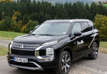 Mitsubishi Outlander 1.500 km 52.990 &euro; Fulda 36043