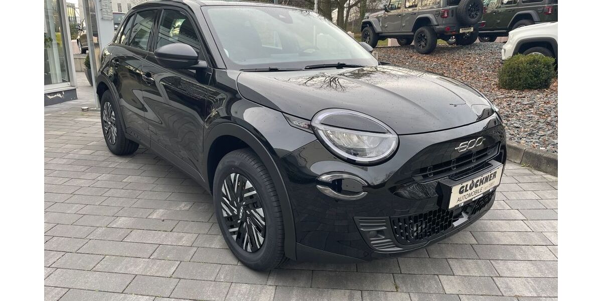 Fiat 600 9.745 km 29.950 &euro; Dresden 01109