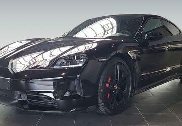 Porsche Taycan 9.900 km 149.500 &euro; Willich 47877