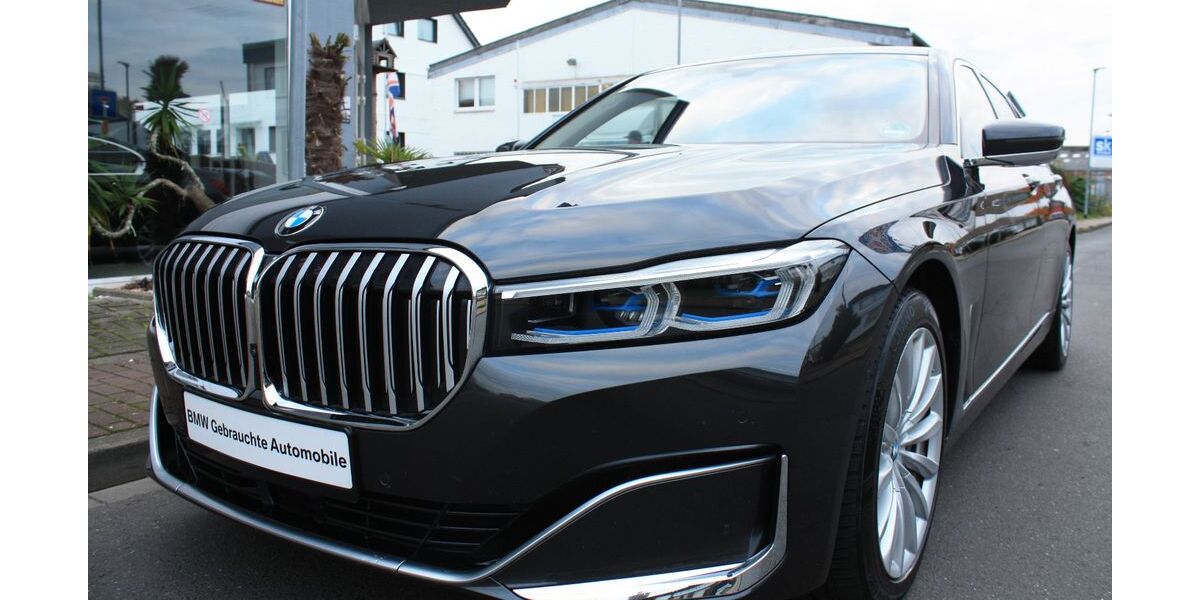 BMW 750 66.000 km 52.999 &euro; Kaarst 41564