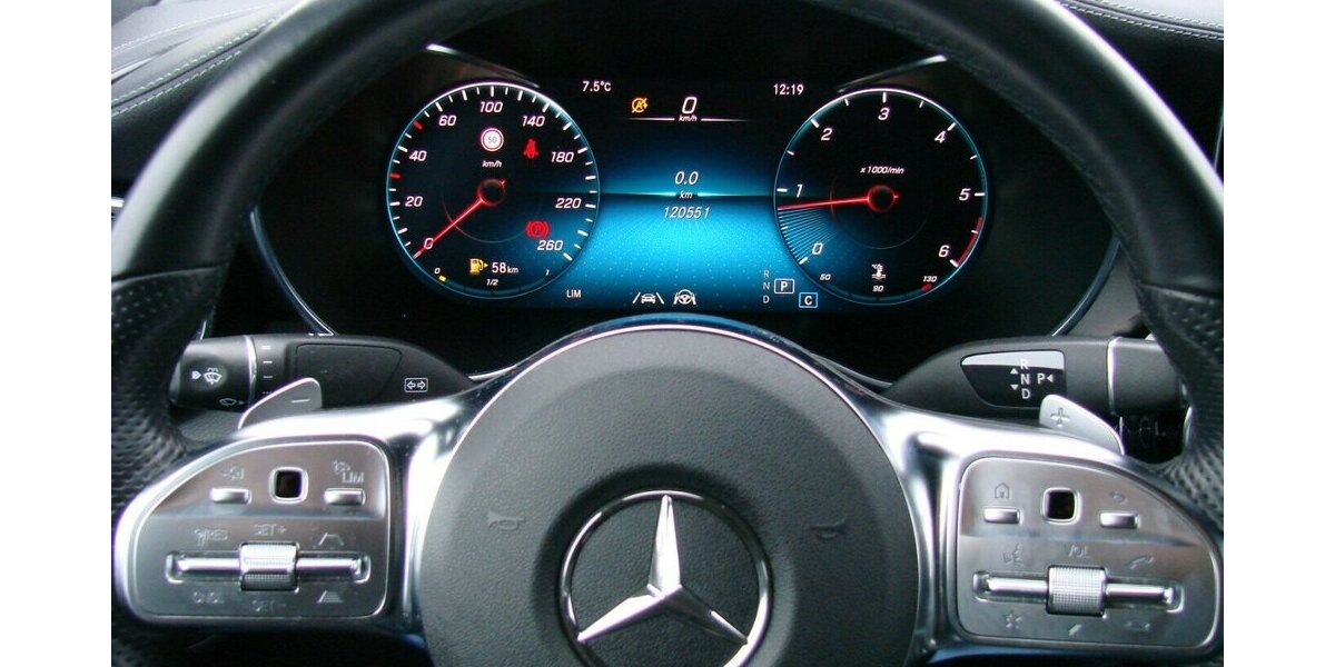 Mercedes-Benz GLC 300 d Coupe AMG 4MATIC Distronic+ Night Paket 120.550 km 39.980 &euro; Falkensee 14612