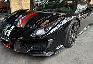 Ferrari 488 Pista 9.990 km 519.000 &euro; Berlin 10553