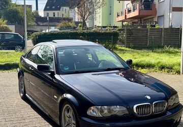 BMW 323 200.000 km 4.900 &euro; Gelsenkirchen 45883