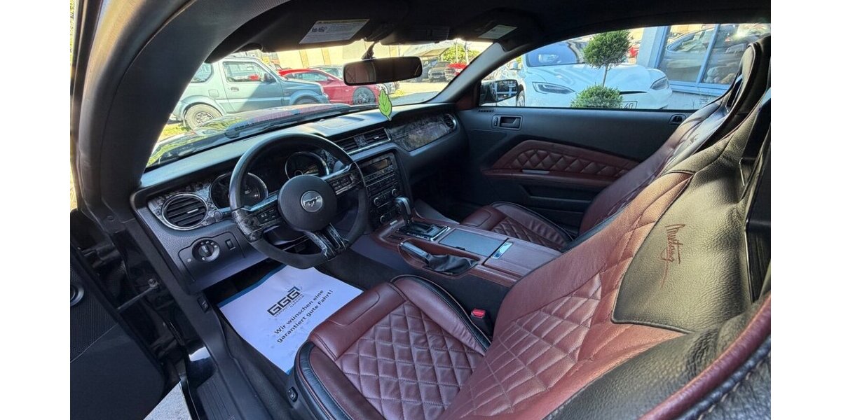 Ford Mustang 3,7 mit Leder 