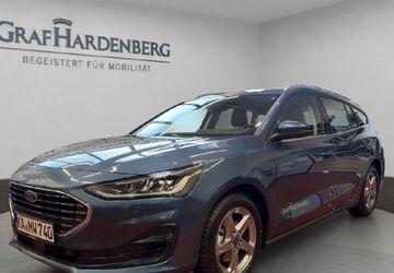 Ford Focus 9.900 km 29.980 &euro; Karlsruhe 76185