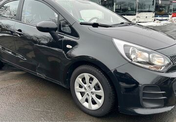 Kia Rio 59.350 km 5.700 &euro; Eschenburg - Hirzenhain 35713