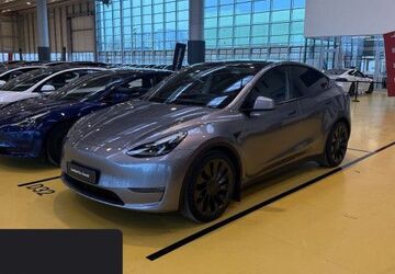 Tesla Model Y 38.497 km 42.600 &euro; Hanau 63457
