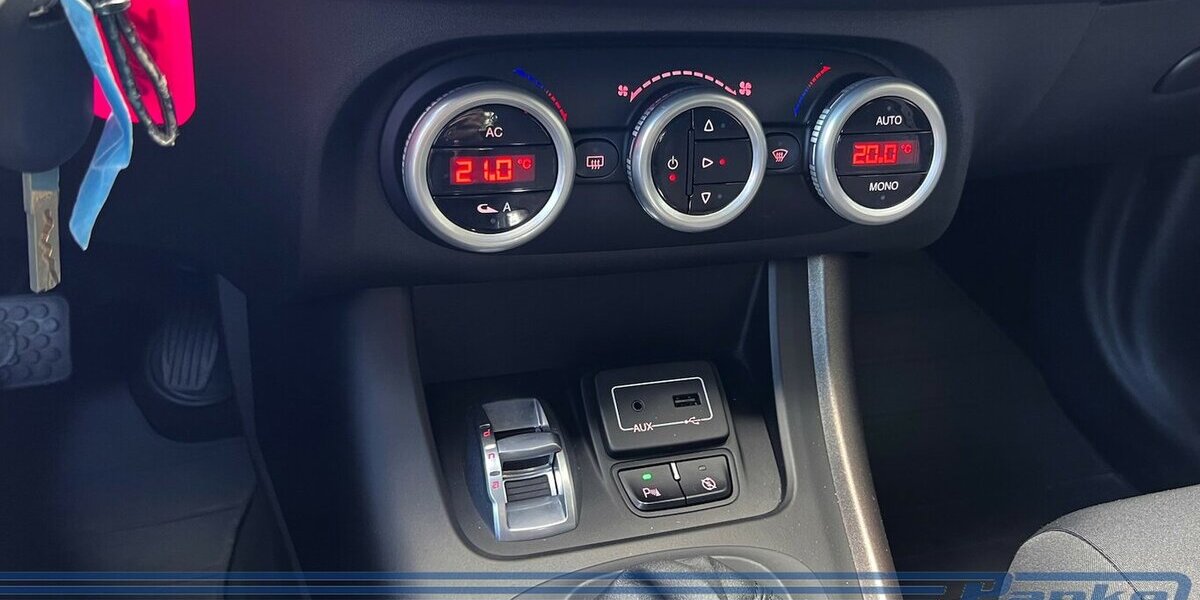 Alfa Romeo Giulietta Turismo*Pano*Schiebe*Sport*SHZ*Tempo* 95.791 km 10.990 &euro; Berlin 13187