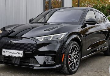 Ford Mustang Mach-E 9.800 km 51.950 &euro; Eschwege 37269