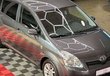Toyota Corolla Verso 149.000 km 5.888 &euro; Kleinwallstadt 63839