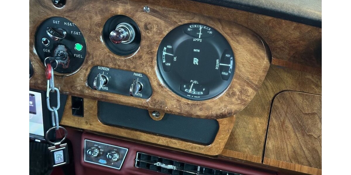 Rolls Royce Silver Cloud III 6.2 |Schwarz-Rot|Classic Data 2| 112.506 km 49.999 &euro; Mainz-Kostheim 55246