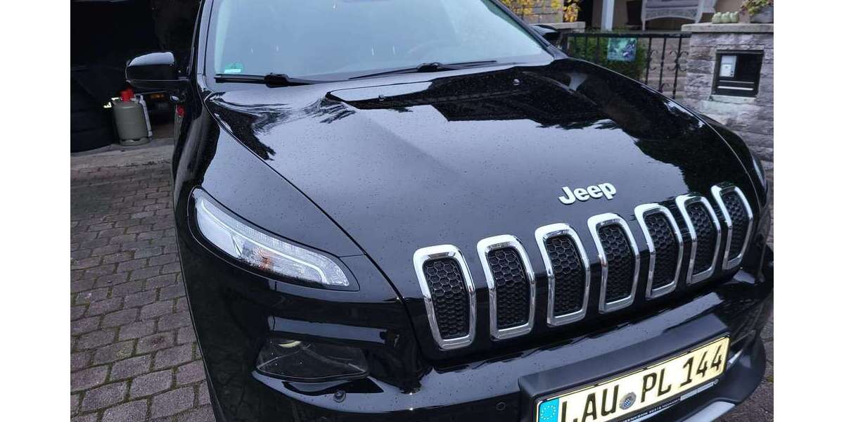 Jeep Cherokee 16.800 km 21.500 &euro; Schwarzenbruck 90592