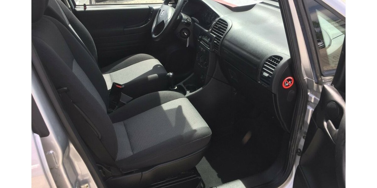 Opel Zafira Orig. 96000 km,PDC,7 Sitze,Tüv Neu! 96.000 km 2.990 &euro; Himmelkron 95502