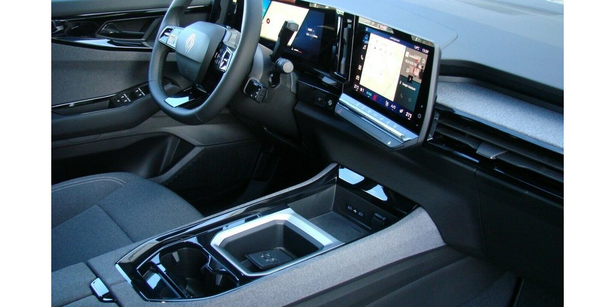 Renault Austral 1,3 TCe 160 Mild-Hybrid Evolution Temp 2.698 km 28.980 &euro; Falkensee 14612