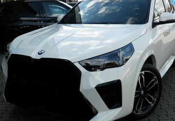BMW X2 2.223 km 54.199 &euro; Frankfurt am Main 60435
