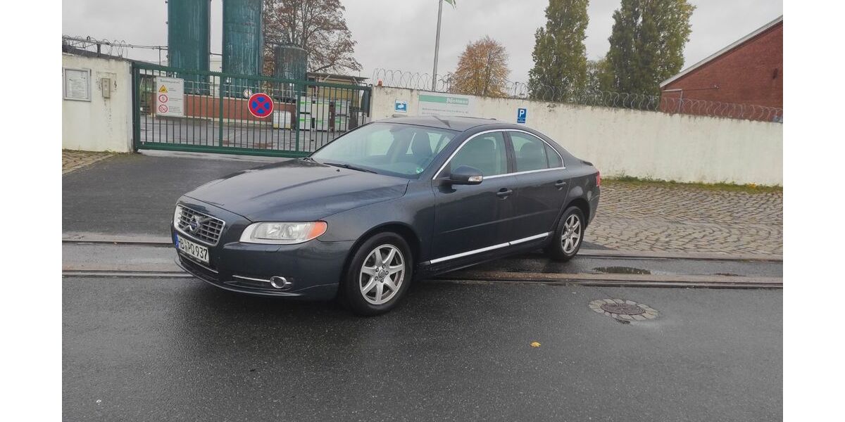 Volvo S80 191.000 km 5.977 &euro; Bremen 28309