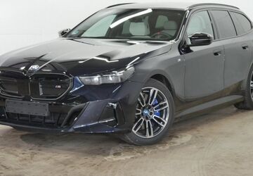 BMW i5 11.400 km 72.800 &euro; Dillingen 89407