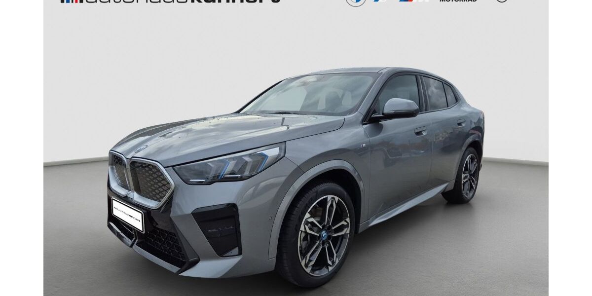 BMW iX2 7.705 km 46.855 &euro; Gera 07552